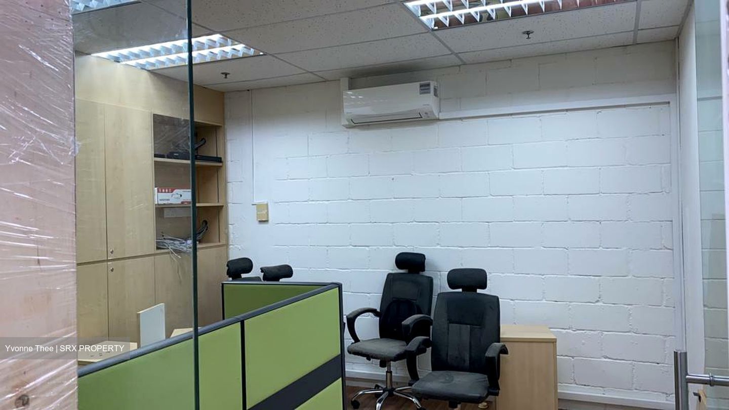 Lam Soon Industrial Building (D23), Factory #454594231
